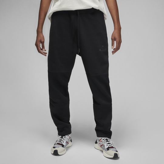 Jordan 23 Engineered Men's Fleece Trousers - Black - 50% Sustainable Blends