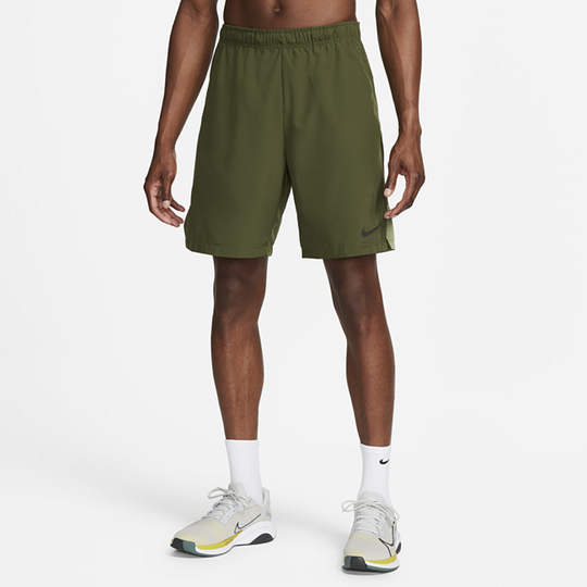 Nike Dri-FIT Men's (23cm approx.) Woven Training Shorts - Green